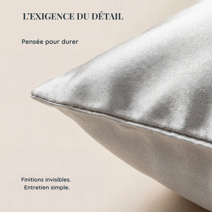 Détail des finitions de la taie d’oreiller en soie LadyErgo, couture discrète et conception durable